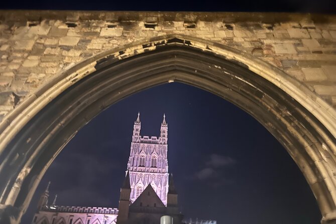 Guided walking tour : Ghosts & Giggles Of Gloucester - Key things to know before booking