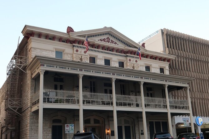 Ha Ha Haunted Austin Walking Ghost Tour - Why this Austin ghost tour works