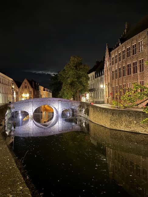 Haunted Bruges Walking Tour - Market Square and the Black Plague