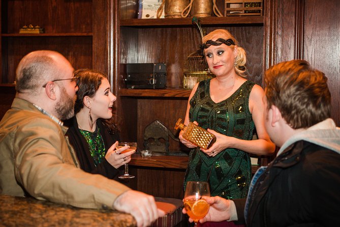 Haunted Chicago Booze and Boos Ghost Walking Tour - Lincoln Park stories, alleys, and John Dillinger