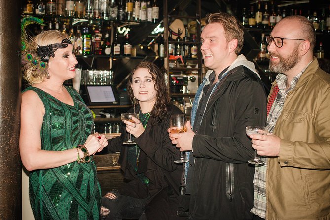 Haunted Chicago Booze and Boos Ghost Walking Tour - The Red Lion and a final haunted bar story