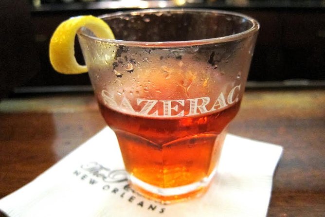 Haunted Drunken History Tour from New Orleans - Raffle and the importance of the guide