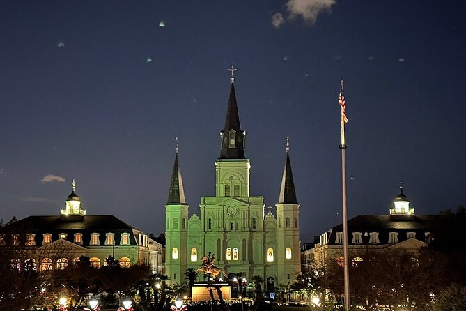 Haunted New Orleans French Quarter Ghost Tour with Local Guide - Le Petit Theatre and the Tumbling Bride