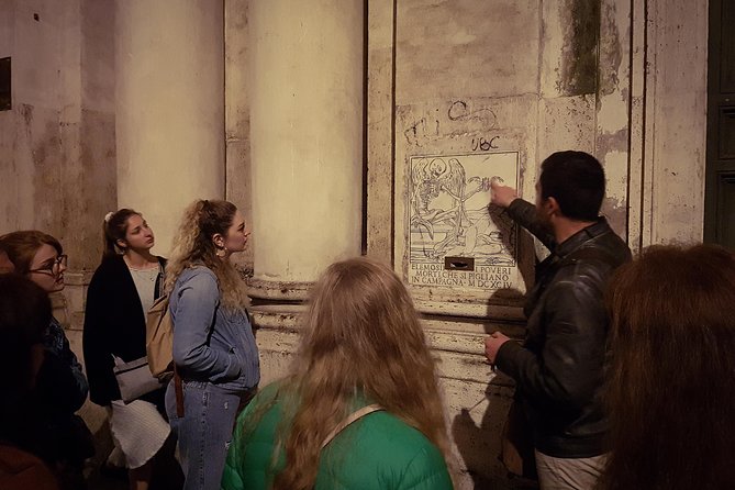 Haunted Rome Ghost Tour - The Original - Dowsing rods and group participation