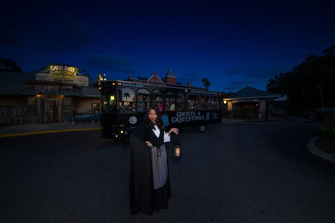Haunted Trolley Tour of St Augustine - The old City Gates and the story of Elizabeth