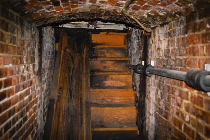 Haunted Underground Shanghai Tunnel Tour with Brewery Tastings - How the guides shape the experience