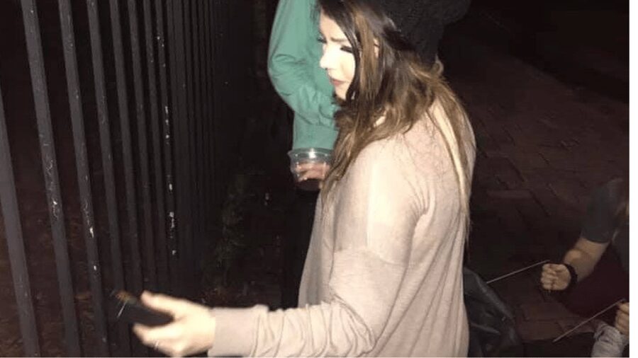 Helen: Haunts Ghost Tour with Paranormal Investigation - The difference between a ghost story and a ghost hunt