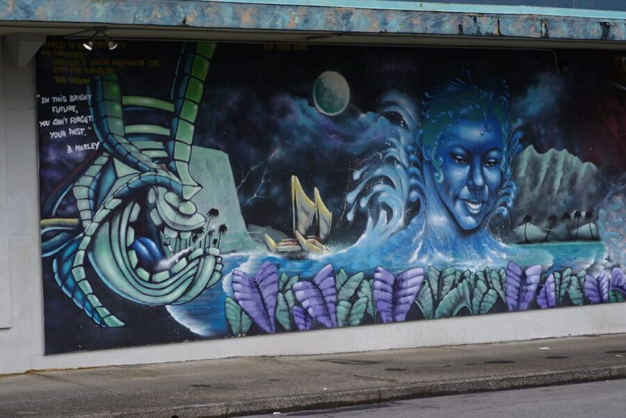 Hilo: Walking Ghost Tour - Why Hilo Makes a Good Ghost-Tour Setting