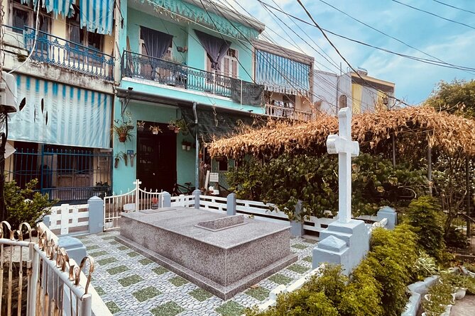 Hoi An Ghosts, Death, Mystery Unveiled - House protections, lunar taboos, and the monster of Hoi An