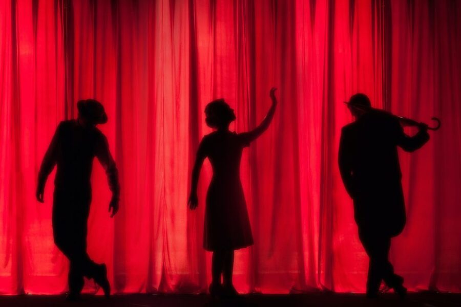 Hollywood: Haunted Walking Tour, True Crime, Creepy Tales - Houdini, arson, and the line between fact and legend