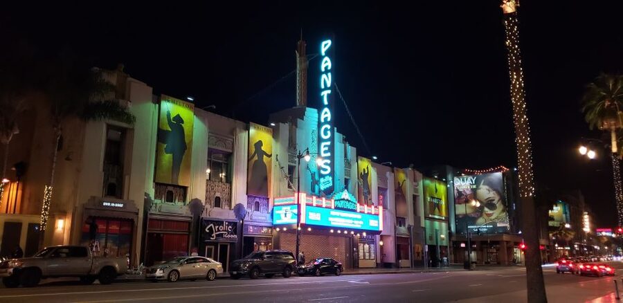 Hollywood: Haunted Walking Tour, True Crime, Creepy Tales - How the guides shape the evening