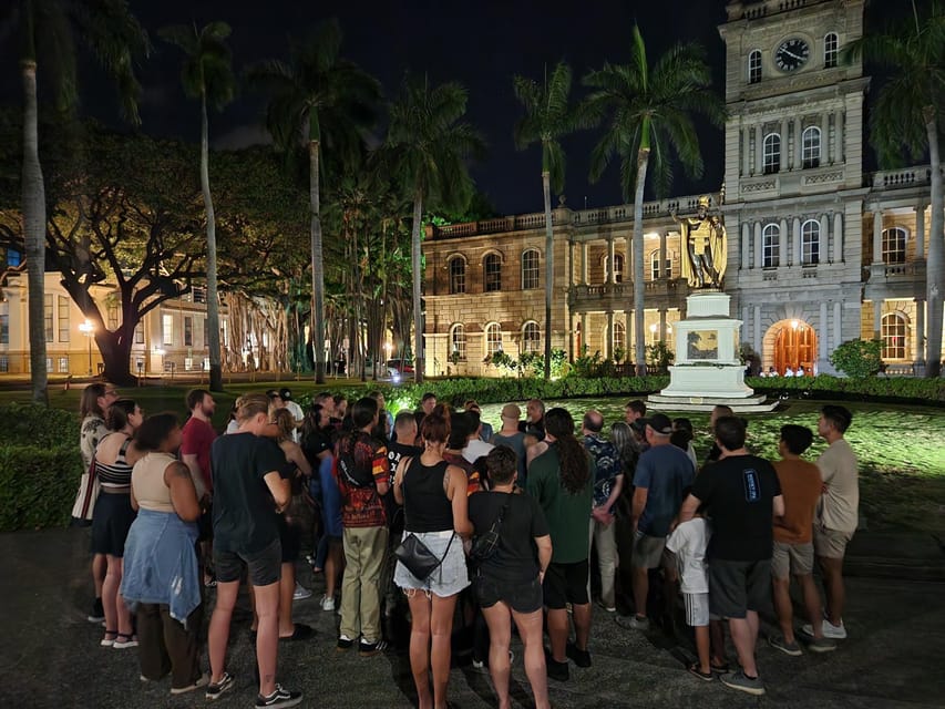 Honolulu: Ghosts of Old Honolulu Walking Tour - The Hawaii Supreme Court Building and stories of justice