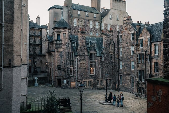 Immersive Old Town Ghost Walking Tour in Edinburgh - Group size, age range, and sensory support