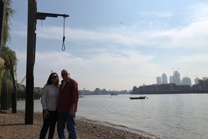 In Jack The Ripper Footsteps: Private Black Cab Tour in London - Spitalfields Market and the working East End