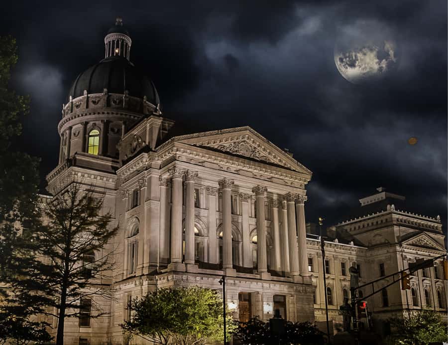 Indianapolis: Crossroads Ghosts Haunted Walking Tour - Monument Circle, phantom voices, and the city center
