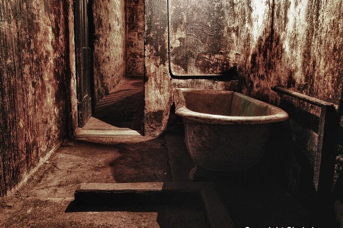 J Ward Lunatic Asylum Ghost Tour - The museum gives the ghost stories a needed foundation