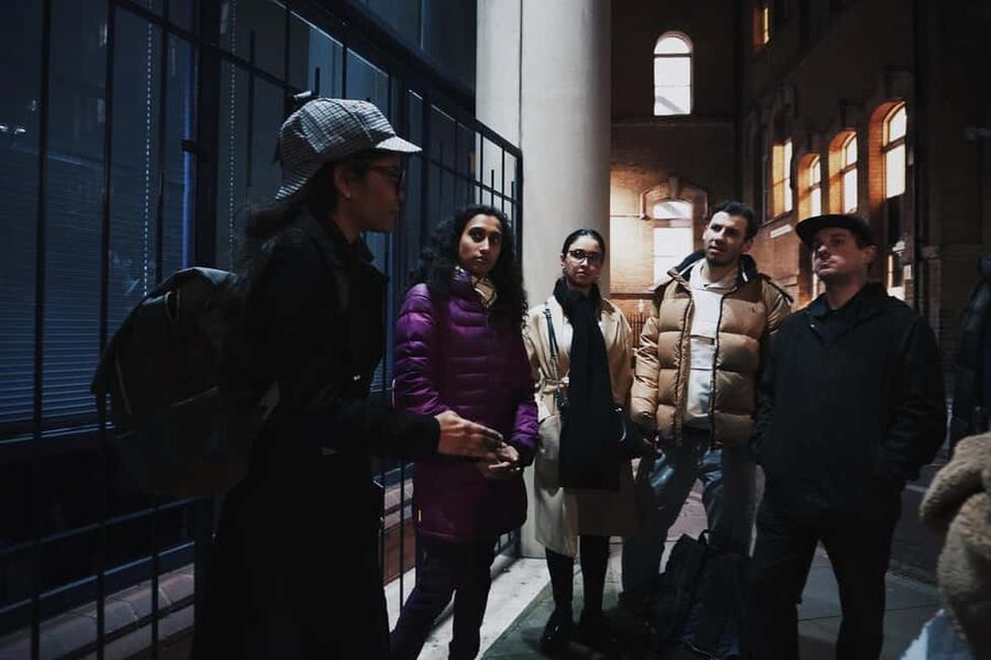 Jack The Ripper Tour: Interactive Tour London - Working with the interactive detective pack