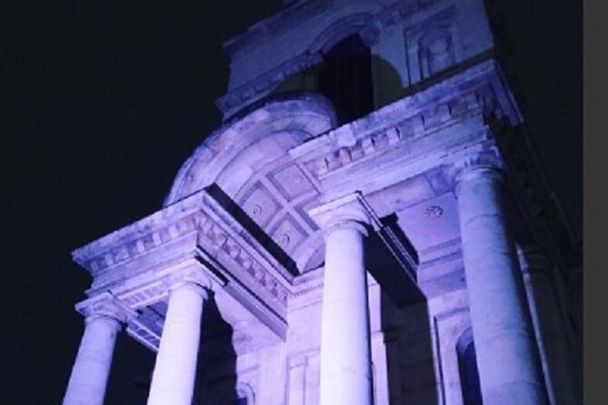 Jack the Ripper Tour Whitechapel - Whitechapel at 7 pm: starting behind the White Hart