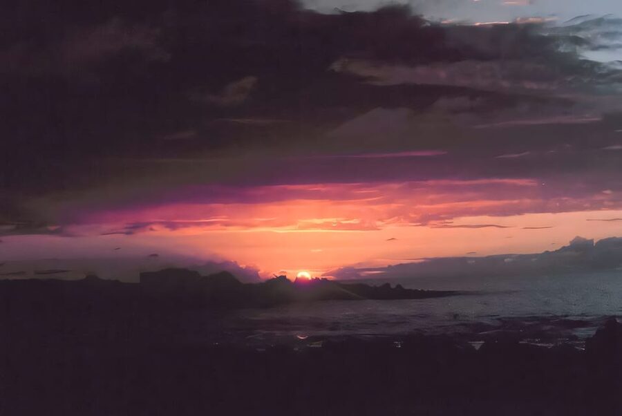 Kailua-Kona: Haunted History Ghost Walking Tour - Starting beside the sea at Kailua Pier