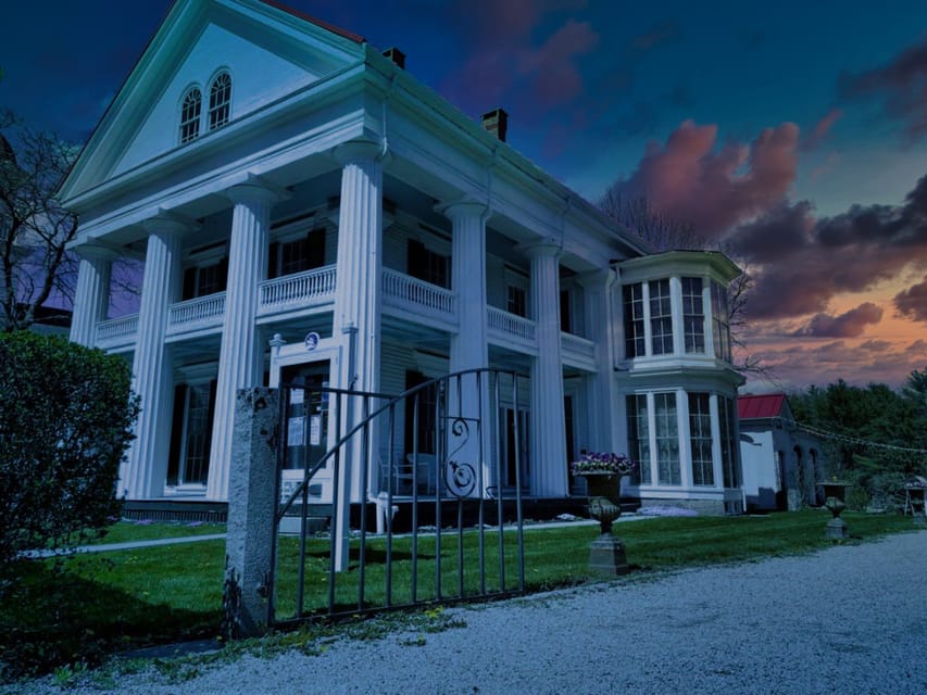 Kennebunkport: Haunted Ghost Walking Tour - The stories that make the tour distinctive