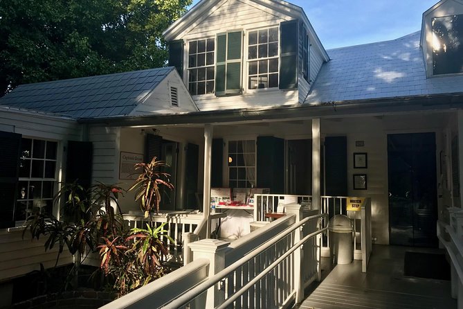 Key West Ghost and Mysteries Guided Tour - Starting at Curry Mansion Inn