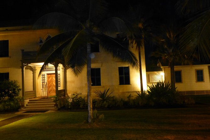 Kona Haunted Hele Ghost Tour - Ahuena Heiau and two different sacred roles