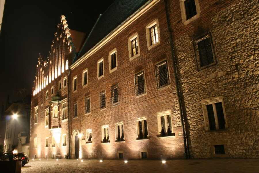Krakow: Evening Walking Tour with Spooky Stories - St. John Street and Collegium Maius