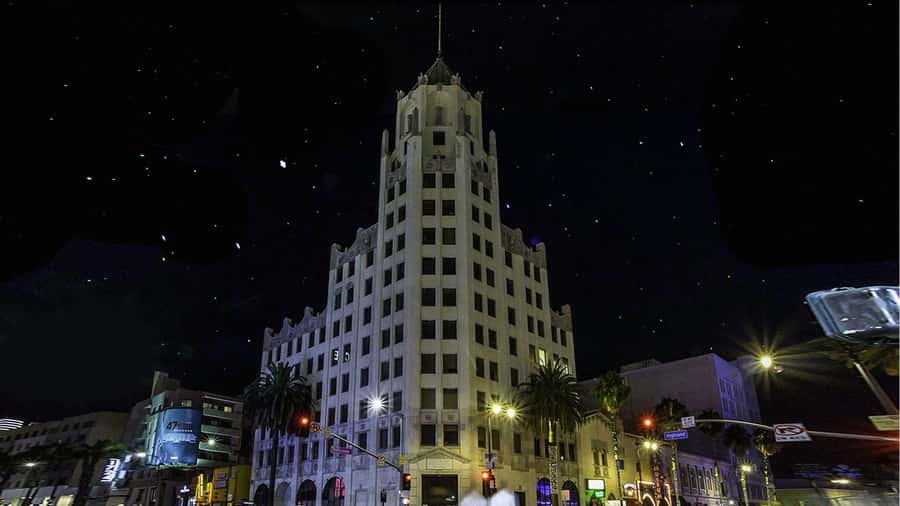 LA Ghosts: Terrors of Tinseltown Tour - What the guide adds to the walk