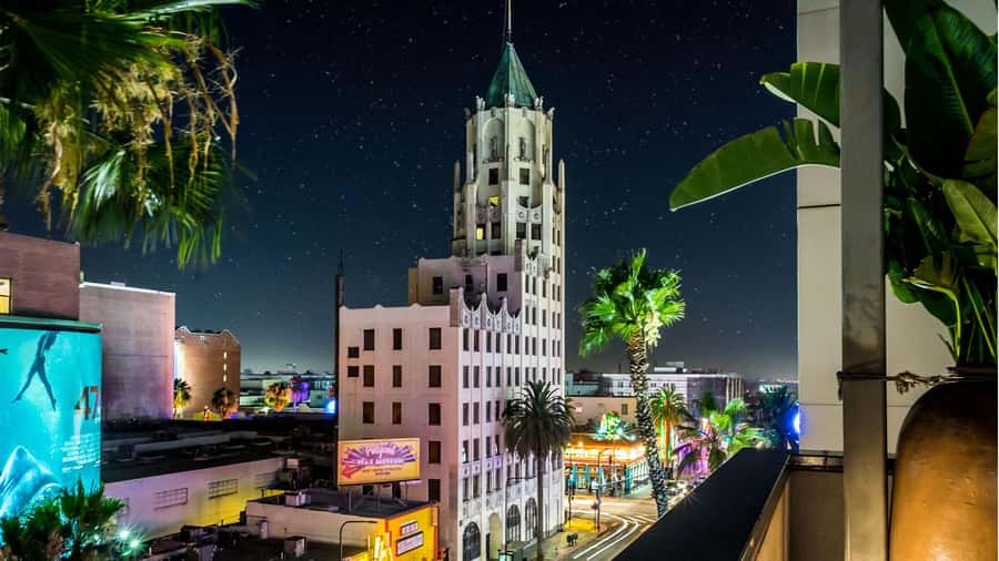 LA Ghosts: Terrors of Tinseltown Tour - El Capitan and TCL Chinese Theatre: movie palaces with a spooky edge
