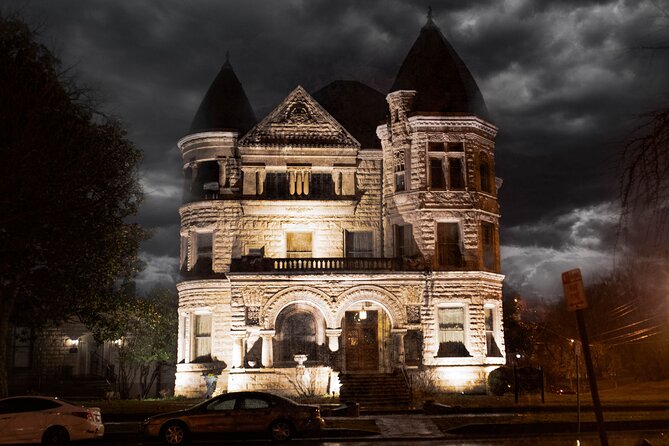 Lace, Lunacy, and Loss: Louisville Ghost Tours - Mary M. Miller and the riverboat story
