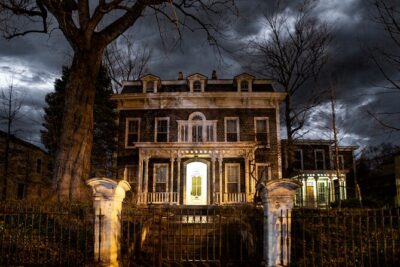 Lace, Lunacy, and Loss: Louisville Ghost Tours
