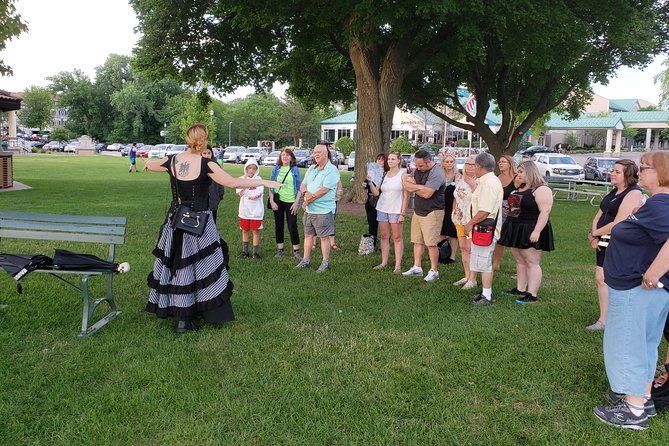 Lake Geneva Ghost Walk - Who should book this walk?