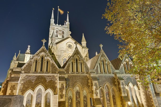 London Bridge Ghost Walking Tour - The Shard gives old fears a modern backdrop