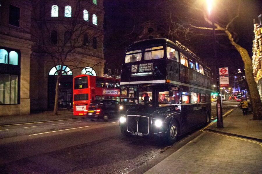 London: Comedy Horror Ghost Tour on a Bus - Who will enjoy this London ghost bus?