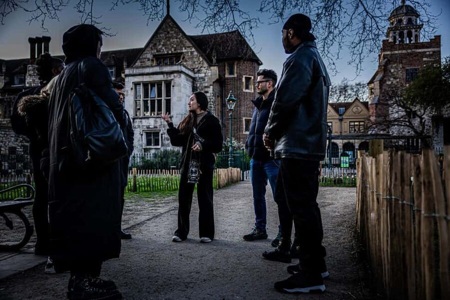 London: Ghosts, Legends & Mysteries Night Walking Tour - Key points to know before you go