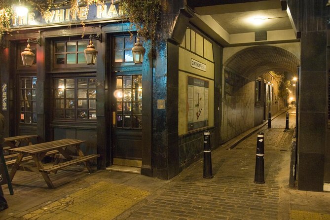 London Jack The Ripper Guided Walking Tour - The guides are the heart of the experience