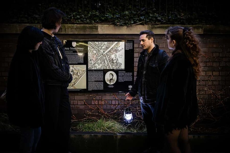 London: Jack the Ripper Night Walking Tour in Whitechapel - Gunthorpe Street and the Chronology of the Murders