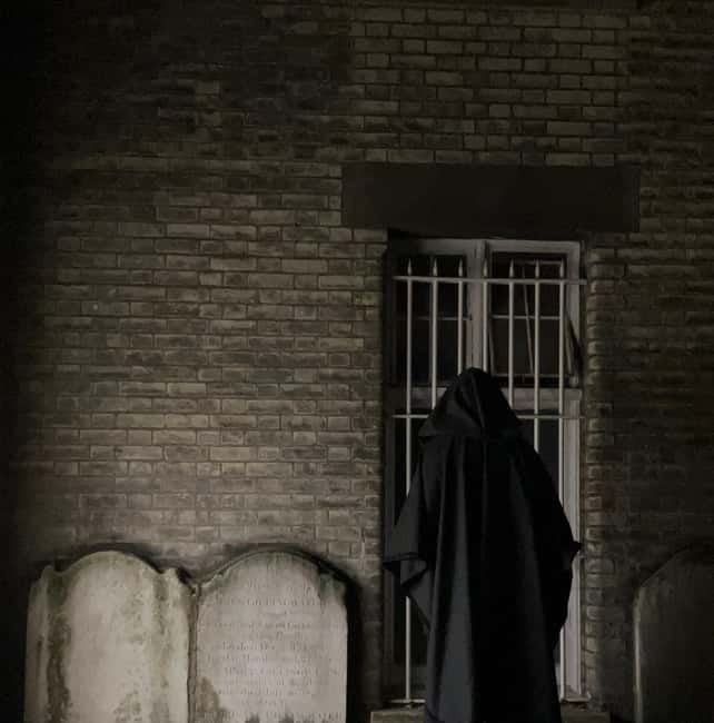 London: Jack the Ripper Tour and Underground Prison in Spanish - Key points before you book