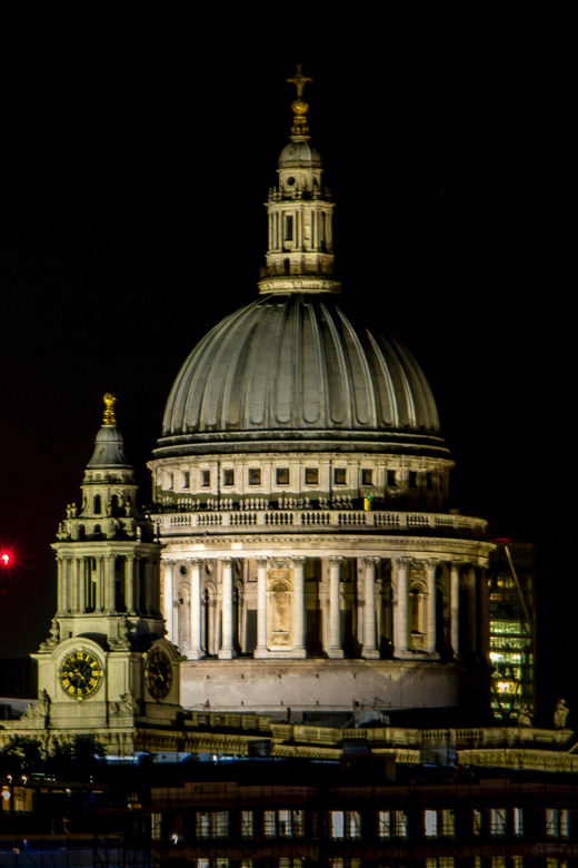 London: Jack the Ripper Tour and Underground Prison in Spanish - Smithfield Market and Newgate Prison