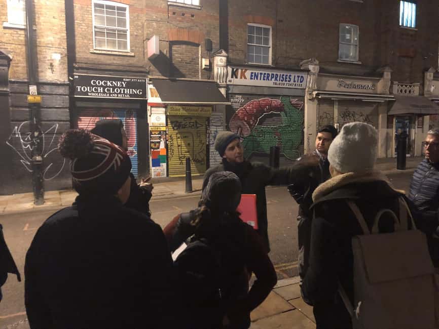 London: Jack the Ripper Tour in French - Meeting at Jack the Chipper on Whitechapel High Street