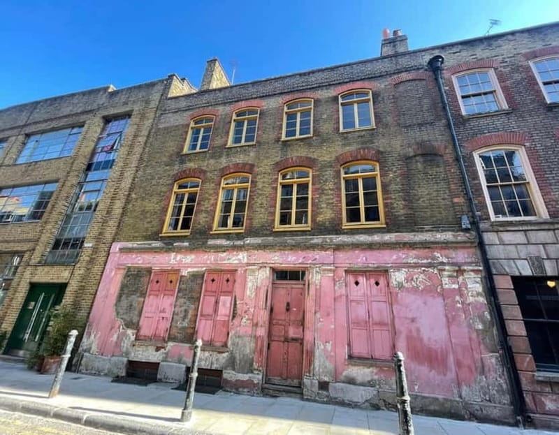 London: Jack the Ripper Tour with Historic Pub Stops - The Bell and Mitre Square