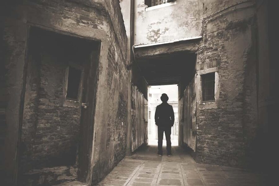 London: Jack the Ripper Walking Tour - Following the case from Tower Hill to Whitechapel