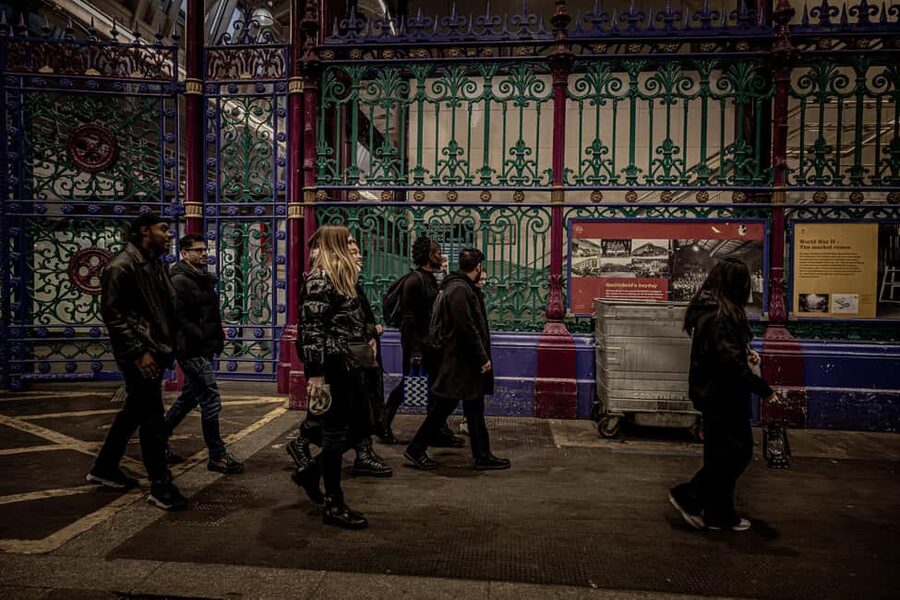 London Night Walking Tour: Ghosts & Haunting Legends - Old Bailey and the darker side of justice