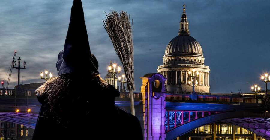 London: Witches and History Bankside Walking Tour - Starting beside London Bridge at Southwark Viewpoint