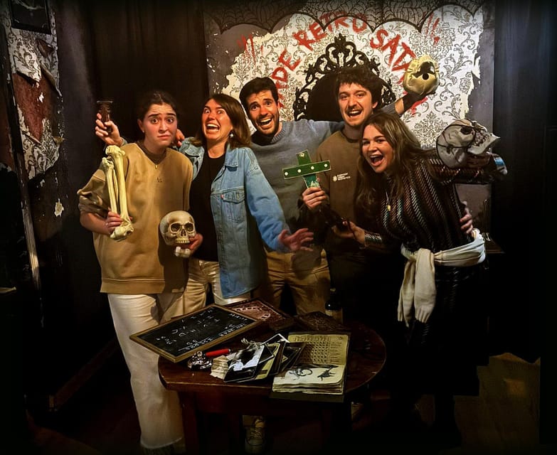 Madrid: Scary Escape Room "The Haunted Box" - Sixty minutes inside the abandoned house