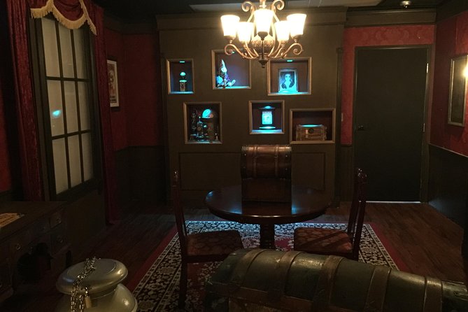 Master Of Illusions Magic & Paranormal Escape Room at Extreme Escape San Antonio - The puzzles, locks, and learning curve