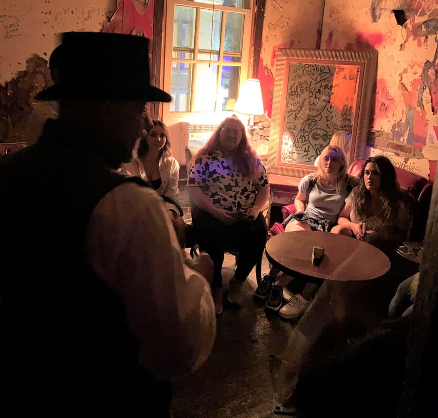 Memphis: Drinking Spirits with Spirits Haunted Pub Crawl - Why this Memphis pub crawl works