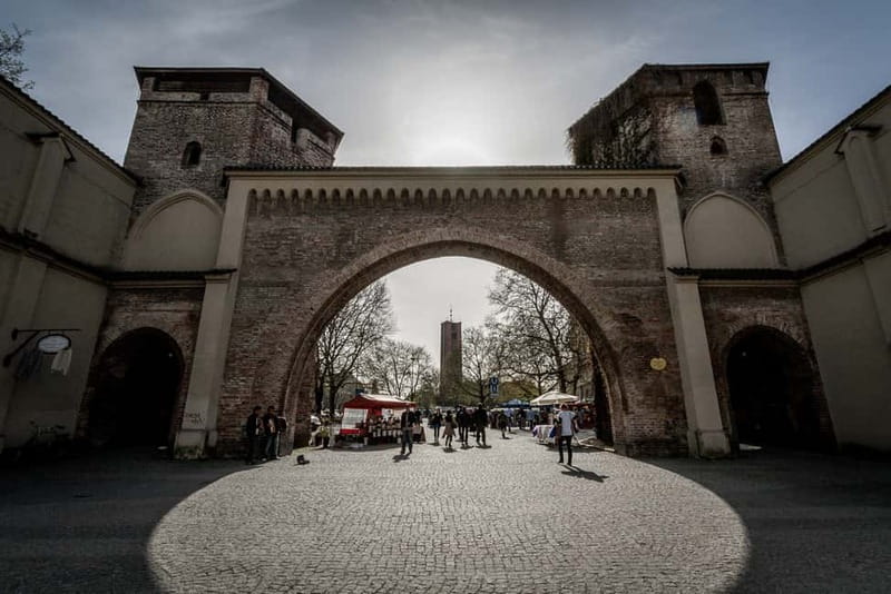 Munich: Witches and Executioners Guided Tour - Crossing the Angers quarter and Hackenviertel