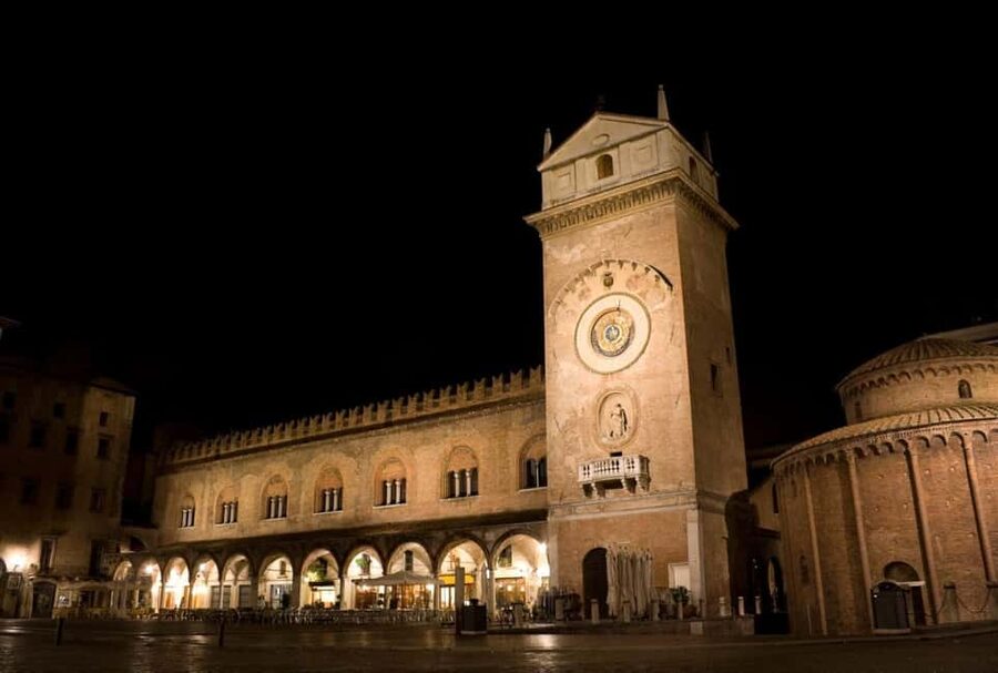 Mysterious Mantua: a history of magic, murder, and witchcraft - Courtyards, palaces, and stories behind the facades