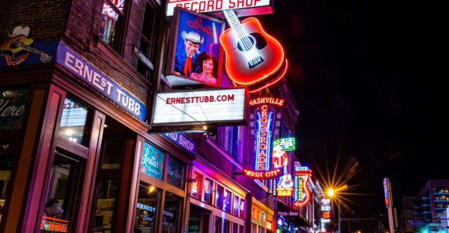 Nashville: Ghosts, Boos and Booze Haunted Pub Crawl - Starting at Skull’s Rainbow Room after dark